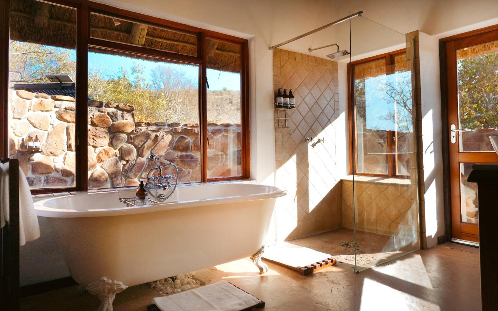 שמורת הצייד ולחפונדן Shibula Safari Lodge מראה חיצוני תמונה