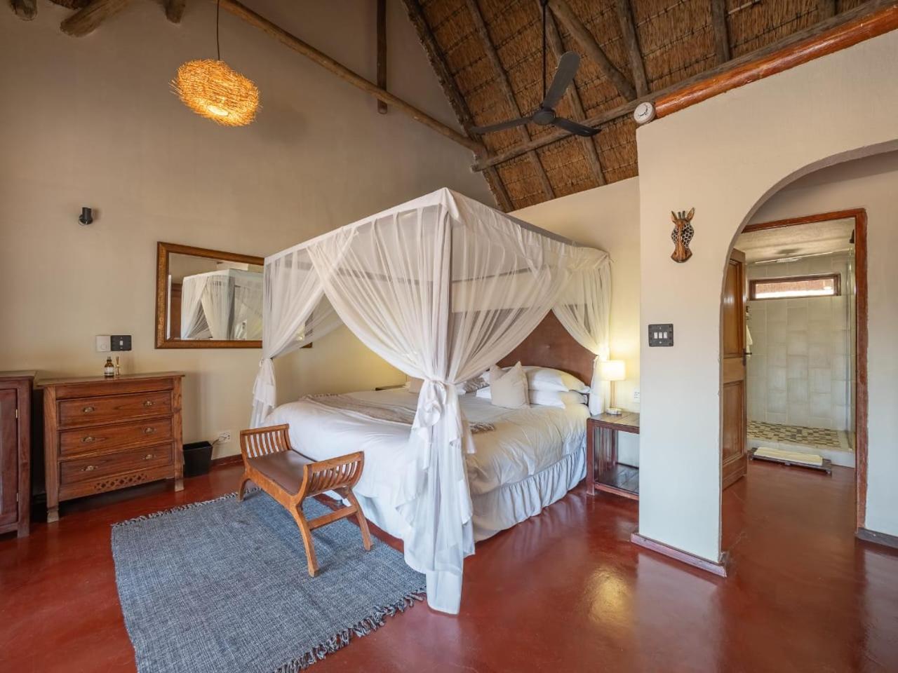 שמורת הצייד ולחפונדן Shibula Safari Lodge מראה חיצוני תמונה