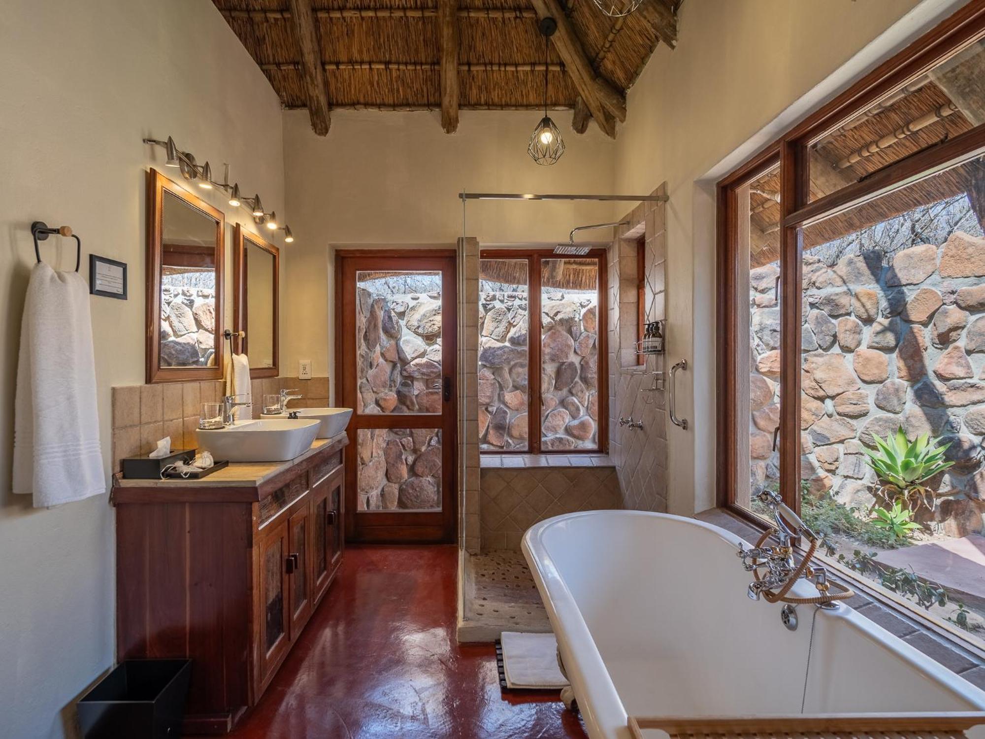 שמורת הצייד ולחפונדן Shibula Safari Lodge מראה חיצוני תמונה
